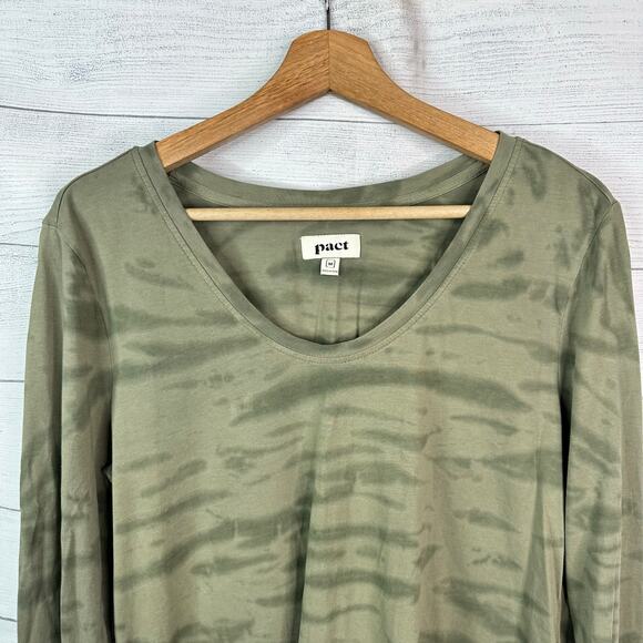 Pact Womens size Medium Organic Cotton V Neck Long Sleeve Top Camo Shirt - Picture 3 of 9